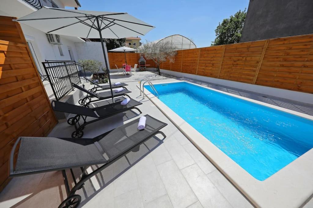 Luxury Apartment Petra With Private Pool Zadar Exterior foto